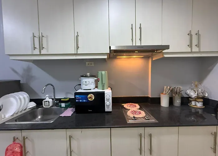 Aparthotel Sea Residences Staycation Near Moa Pasay *