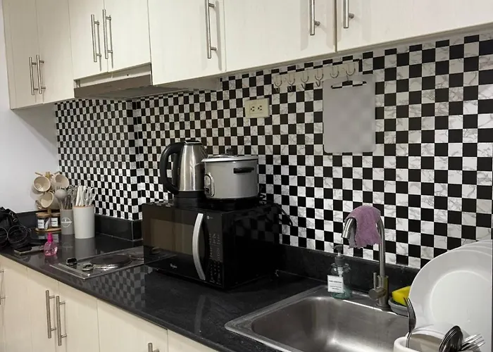 Sea Residences Staycation Near Moa Pasay Aparthotel